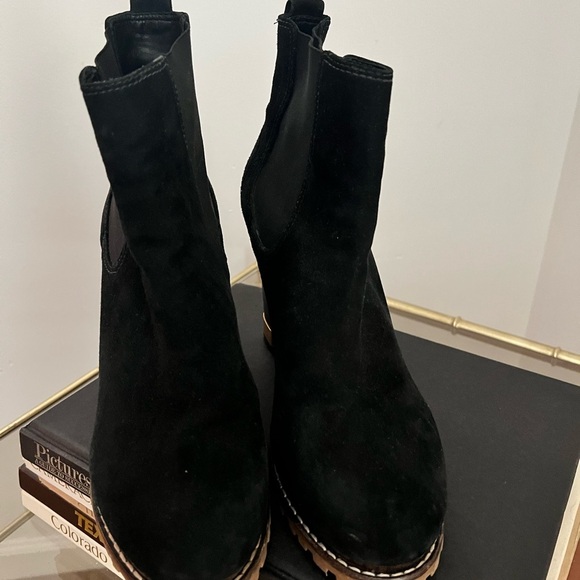 Tory Burch Fall Winter Ankle Black Boots with block wooden Heeled - Picture 3 of 12